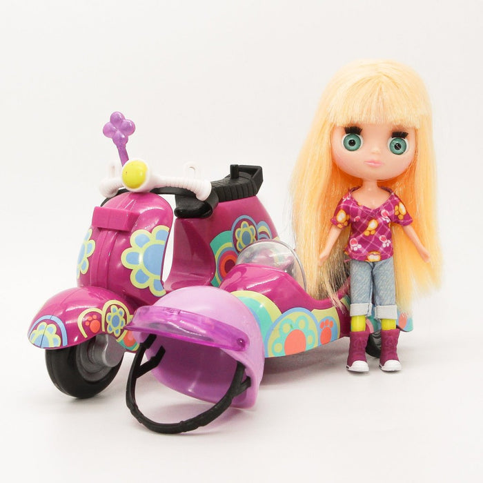 Littlest Petshop Skootteri ja Blythe nukke setti