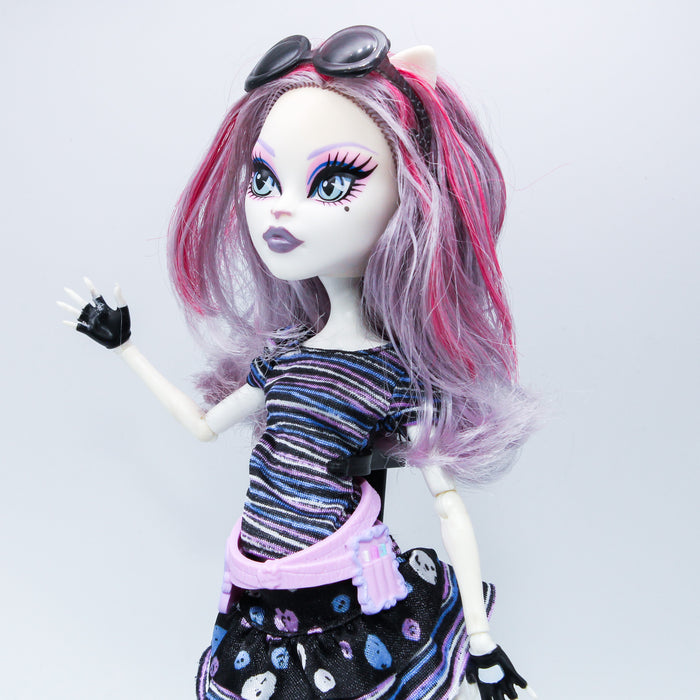 Monster High Scaris City of Frights Catrine Demew nukke - Second Hand