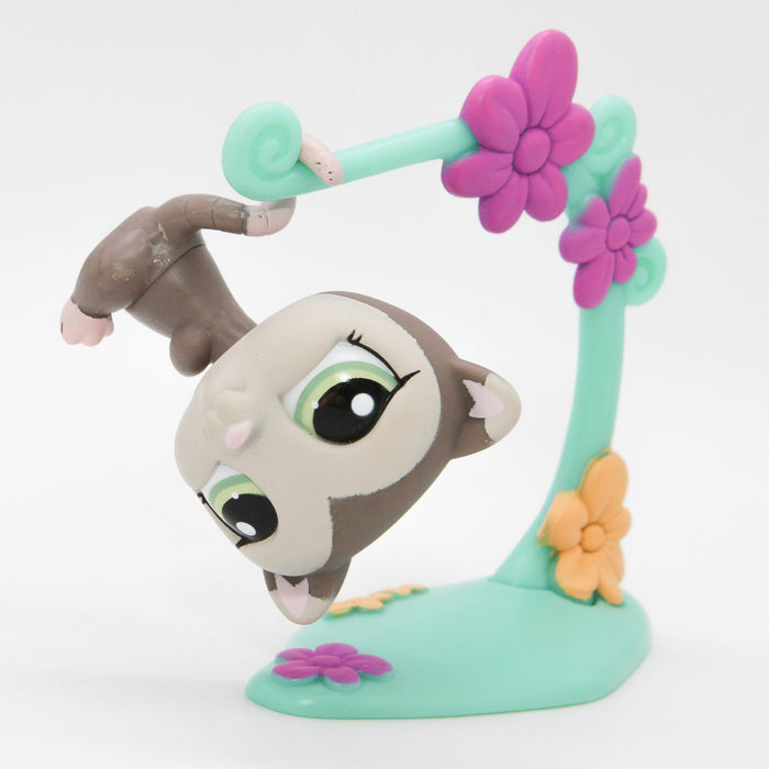 Littlest Petshop Opossumi #1015