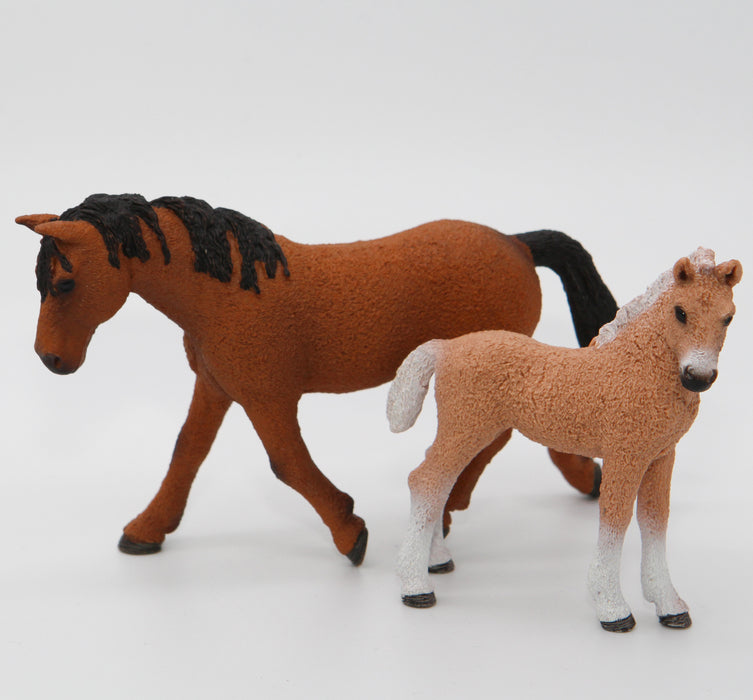 Schleich Bashkir Curly hevonen 13780 ja varsa 13781 - Second Hand